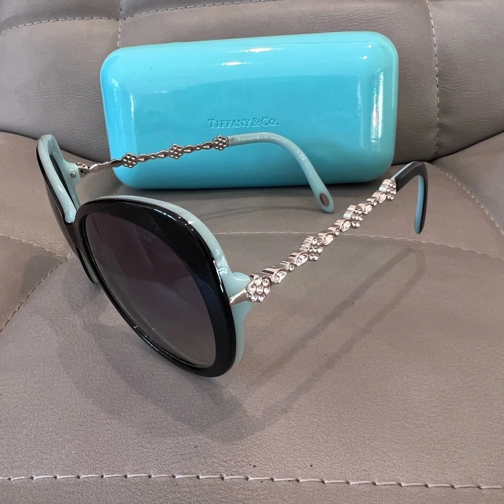 Tiffany & Co Sunglasses - Picture 5 of 8